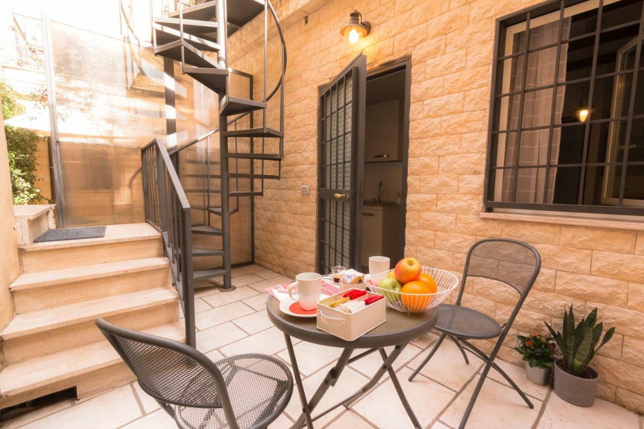 Leonina 75 Holidays Appartement