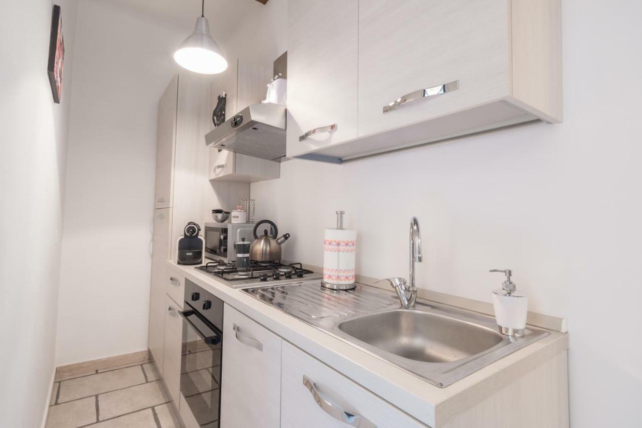 Leonina 75 Holidays Apartment Rome